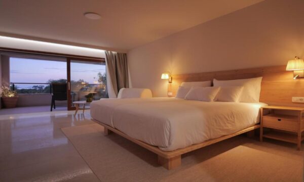 Premium studio apartment during nighttime with view of the horizont