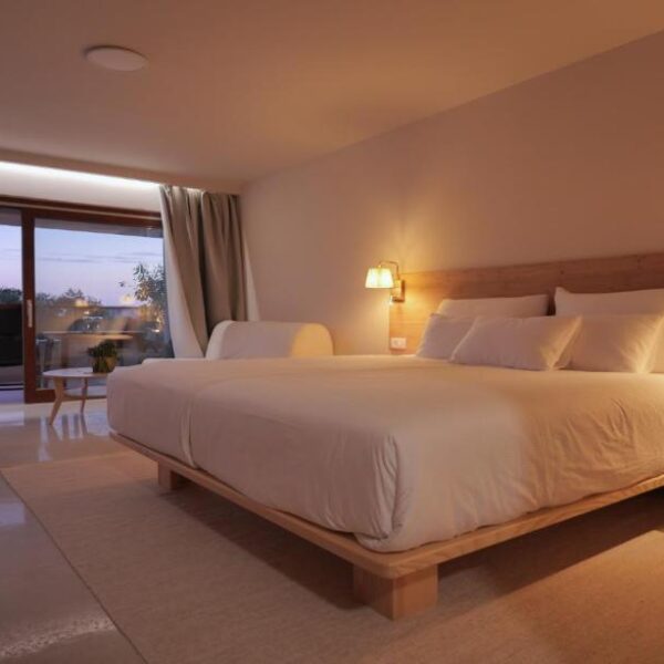 Premium studio apartment during nighttime with view of the horizont